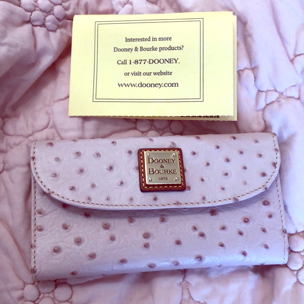 Dooney and Bourke wallet